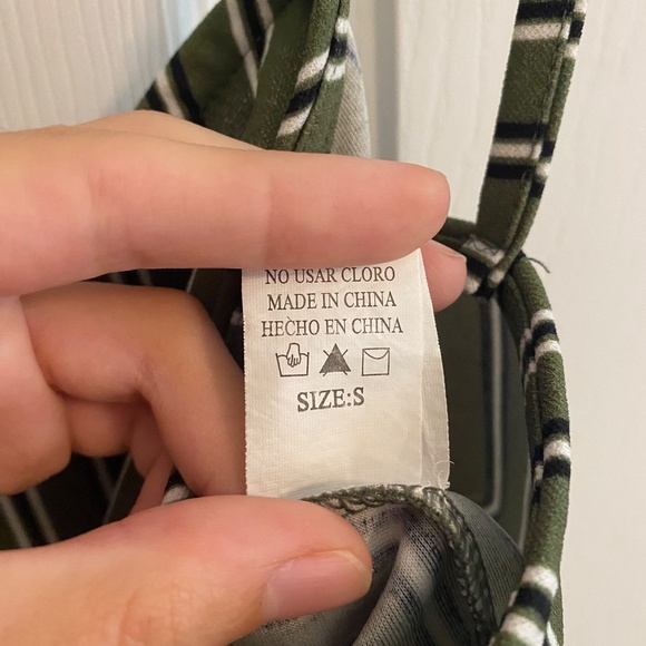 Green and White Striped Two Piece Crop Top and Skort Size S - Picture 4 of 8